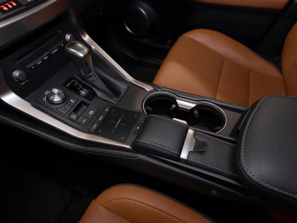 Lexus NX I Рестайлинг с пробегом 2020 года, цена 3 950 000 рублей, 124615 км, внедорожник, Автокод Объявления