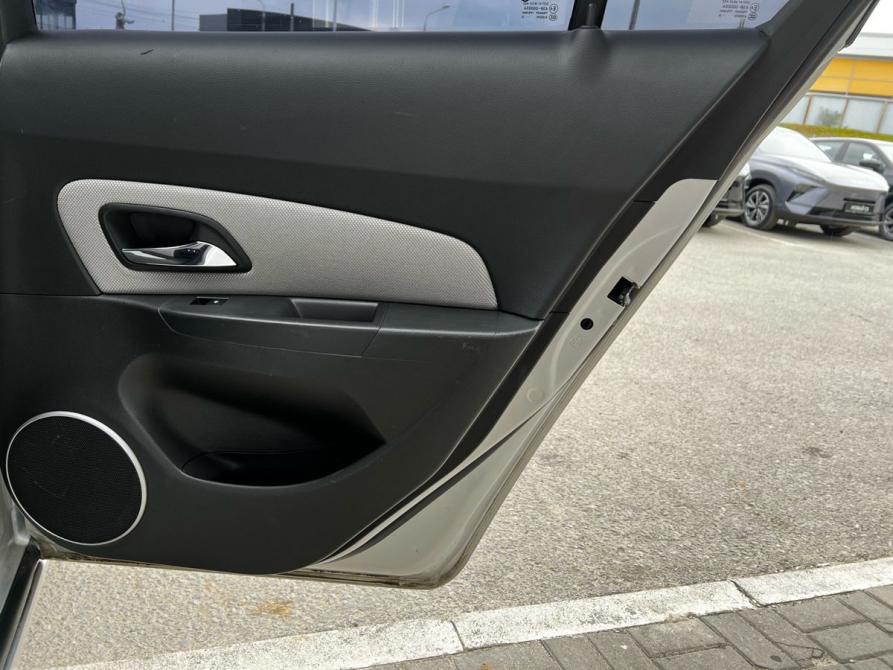 Chevrolet Cruze I Рестайлинг Волгоград  - изображение 19