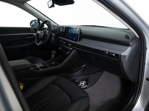 Hyundai Sonata VIII (DN8) Рестайлинг с пробегом 2024 года, цена 4 400 000 рублей, 12793 км, седан, Автокод Объявления