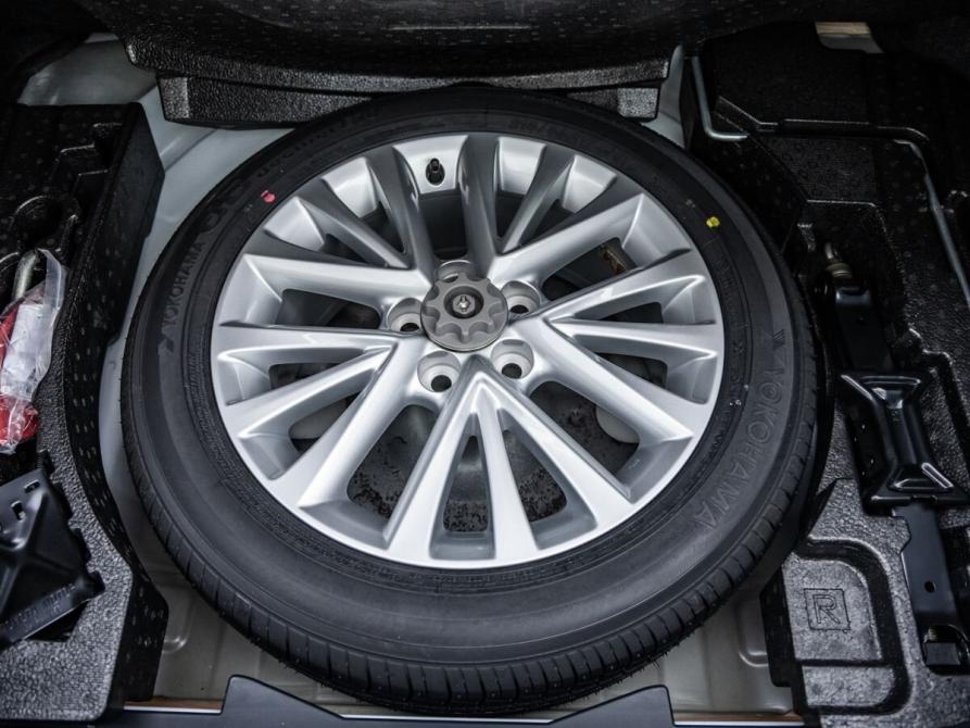 Toyota Camry VII (XV50) Рестайлинг Волгоград  - изображение 38