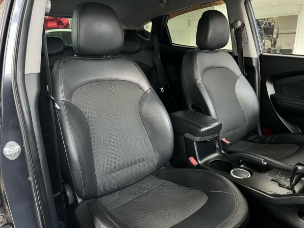 Hyundai ix35 I с пробегом 2010 года, цена 949 000 рублей, 234671 км, внедорожник, Автокод Объявления