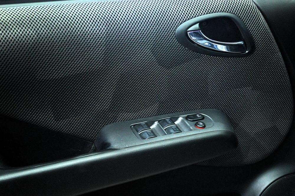 Honda Jazz I Рестайлинг Сургут  - изображение 10