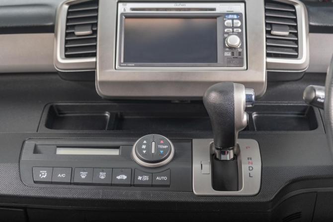 Honda Freed I Рестайлинг с пробегом 2013 года, цена 1 229 000 рублей, 133000 км, компактвэн, Автокод Объявления