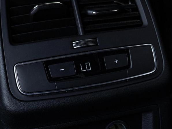 Audi A4 V (B9) Рестайлинг с пробегом 2020 года, цена 3 240 000 рублей, 62992 км, седан, Автокод Объявления