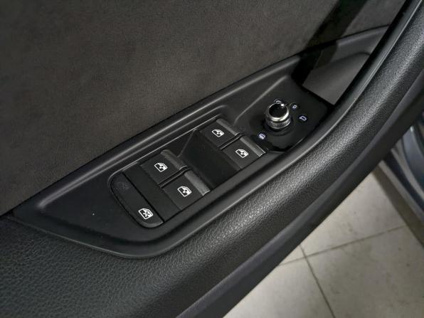 Audi A4 V (B9) с пробегом 2019 года, цена 2 340 000 рублей, 102190 км, седан, Автокод Объявления