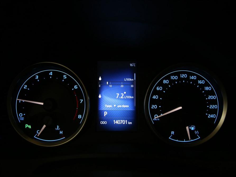 Toyota Corolla XI (E160 E170 E180) Рестайлинг 1 Санкт-Петербург  - изображение 13