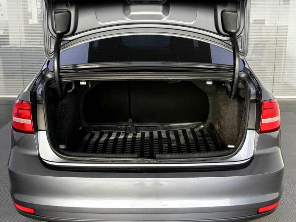 Volkswagen Jetta VI Рестайлинг с пробегом 2014 года, цена 1 239 000 рублей, 55459 км, седан, Автокод Объявления