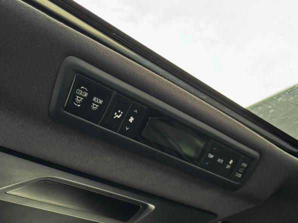 Toyota Alphard III Рестайлинг с пробегом 2021 года, цена 8 349 000 рублей, 70682 км, минивэн, Автокод Объявления