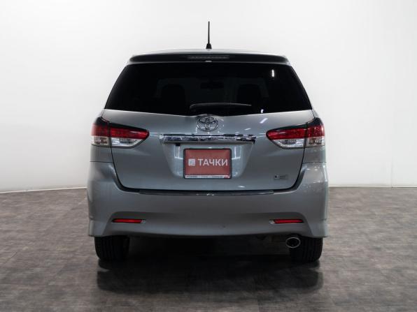 Toyota Wish II с пробегом 2011 года, цена 1 300 000 рублей, 160000 км, минивэн, Автокод Объявления