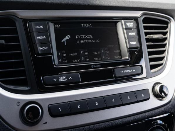 Hyundai Solaris II с пробегом 2018 года, цена 1 770 000 рублей, 7523 км, седан, Автокод Объявления