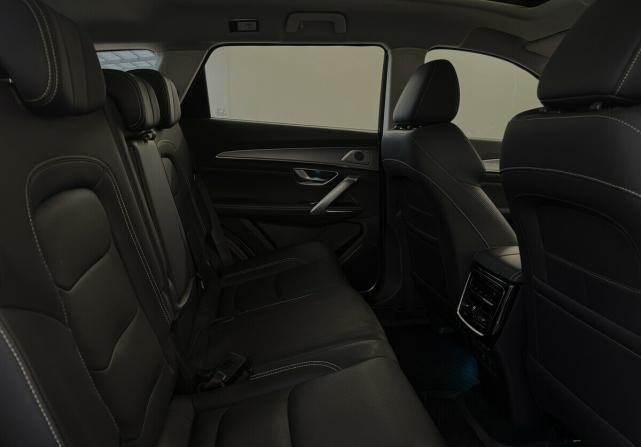 JETOUR X70+ I Рестайлинг с пробегом 2025 года, цена 2 551 000 рублей, 490 км, внедорожник, Автокод Объявления