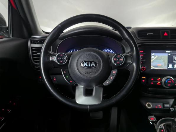 Kia Soul II Рестайлинг с пробегом 2018 года, цена 1 360 000 рублей, 171081 км, хэтчбек, Автокод Объявления