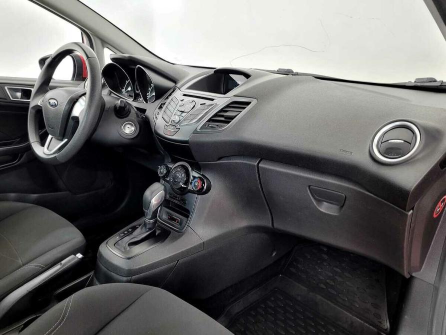 Ford Fiesta Mk6 Рестайлинг Москва  - изображение 11