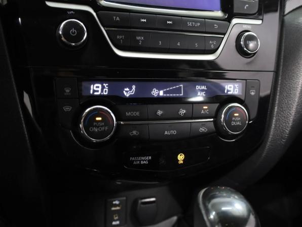 Nissan X-Trail II Рестайлинг с пробегом 2015 года, цена 1 468 740 рублей, 240401 км, внедорожник, Автокод Объявления