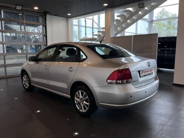 Volkswagen Polo V с пробегом 2011 года, цена 590 000 рублей, 223784 км, седан, Автокод Объявления