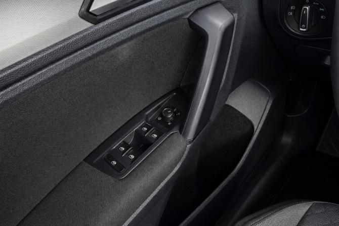 Volkswagen Tiguan II с пробегом 2017 года, цена 2 139 000 рублей, 165929 км, внедорожник, Автокод Объявления