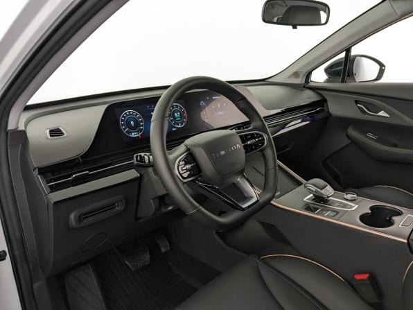 Omoda C5 I с пробегом 2025 года, цена 2 350 000 рублей, 1536 км, внедорожник, Автокод Объявления