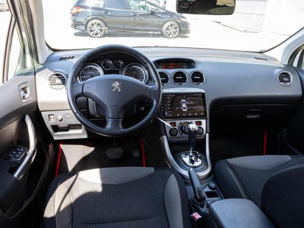 Peugeot 308 I Рестайлинг с пробегом 2011 года, цена 549 000 рублей, 132157 км, хэтчбек, Автокод Объявления