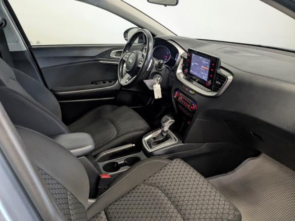 Kia Ceed III с пробегом 2020 года, цена 1 890 000 рублей, 91490 км, универсал, Автокод Объявления