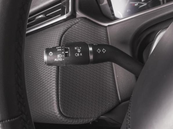 Land Rover Range Rover Velar I с пробегом 2022 года, цена 6 999 000 рублей, 27252 км, внедорожник, Автокод Объявления