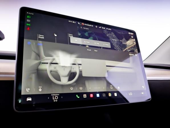Tesla Model Y I с пробегом 2021 года, цена 4 100 000 рублей, 65205 км, внедорожник, Автокод Объявления