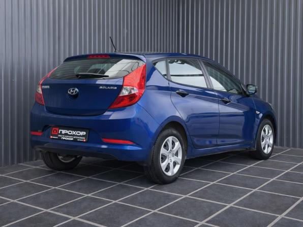 Hyundai Solaris I Рестайлинг с пробегом 2015 года, цена 947 000 рублей, 143977 км, хэтчбек, Автокод Объявления