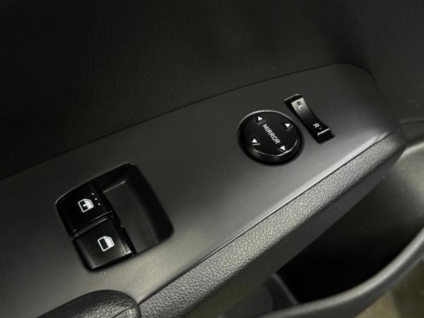 Hyundai Solaris II с пробегом 2017 года, цена 1 150 000 рублей, 139331 км, седан, Автокод Объявления