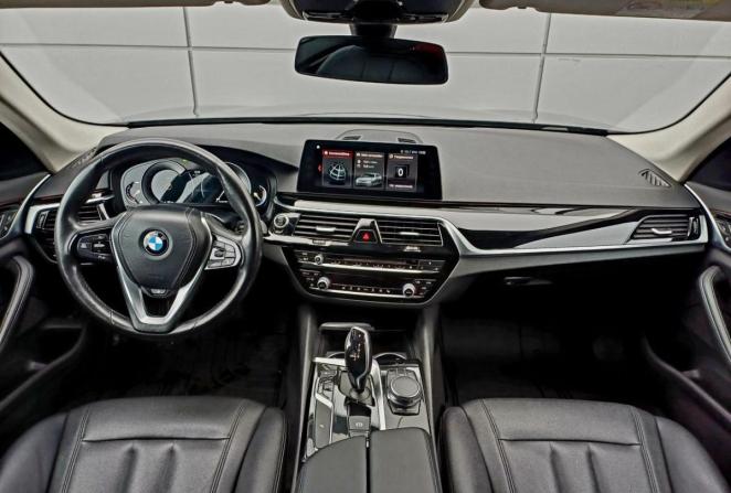 BMW 5 серии VI (F10/F11/F07) Рестайлинг с пробегом 2017 года, цена 2 550 000 рублей, 182630 км, седан, Автокод Объявления