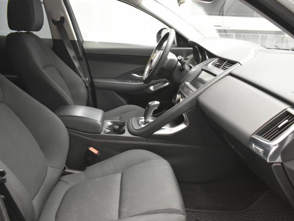 Jaguar E-Pace I с пробегом 2019 года, цена 2 780 000 рублей, 76616 км, внедорожник, Автокод Объявления