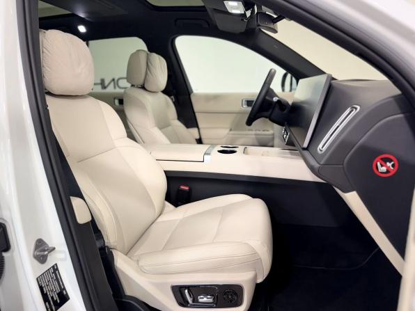 Li Auto (Lixiang) L7 I с пробегом 2023 года, цена 5 580 000 рублей, 48160 км, внедорожник, Автокод Объявления