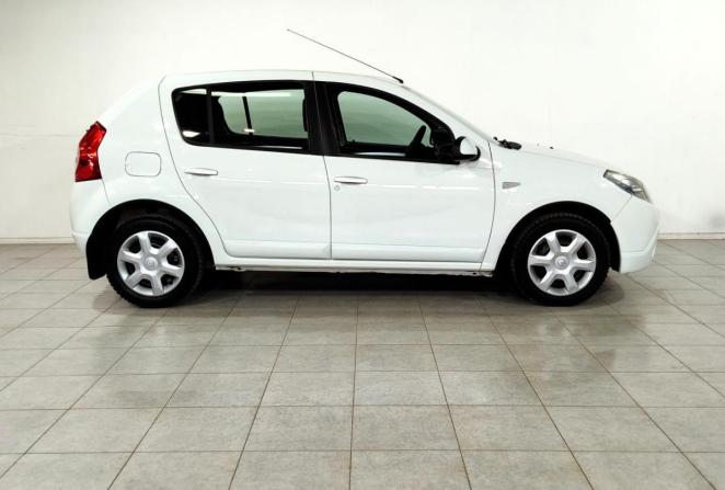 Renault Sandero I с пробегом 2011 года, цена 653 000 рублей, 83168 км, хэтчбек, Автокод Объявления