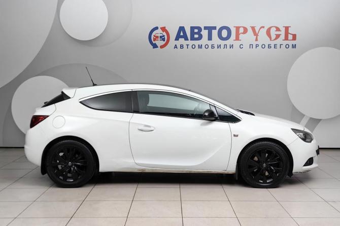 Opel Astra J Рестайлинг с пробегом 2013 года, цена 599 000 рублей, 220447 км, хэтчбек, Автокод Объявления