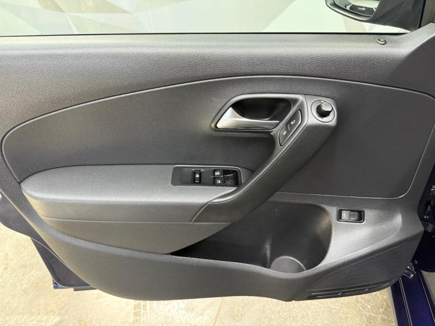 Volkswagen Polo V Азнакаево  - изображение 13