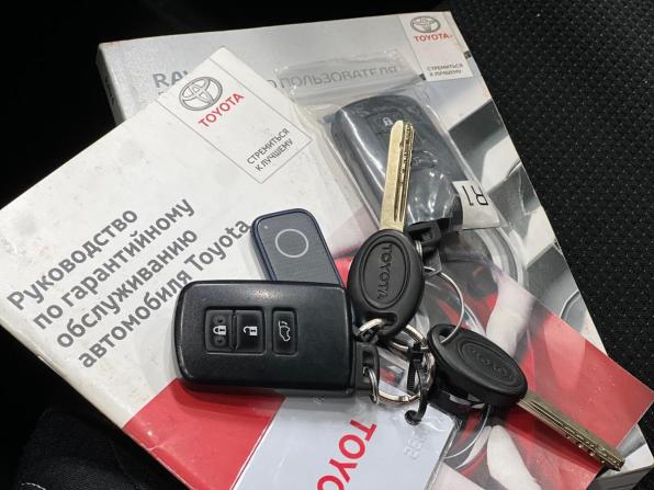 Toyota RAV4 IV (XA40) Рестайлинг с пробегом 2019 года, цена 2 799 000 рублей, 159684 км, внедорожник, Автокод Объявления