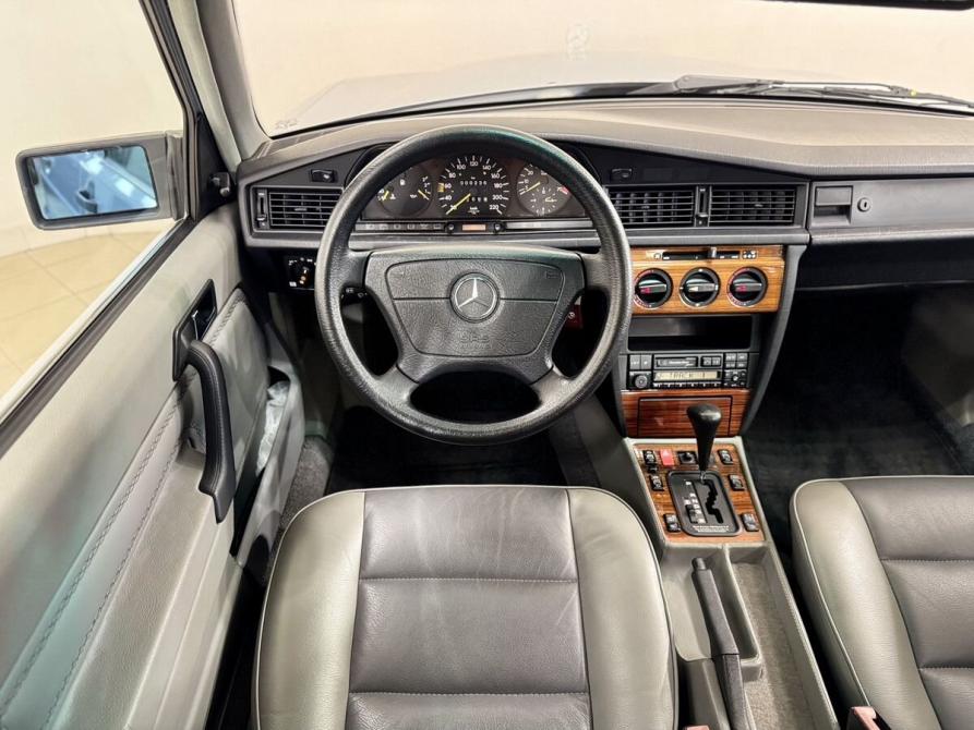 Mercedes-Benz 190 (W201) Санкт-Петербург  - изображение 8