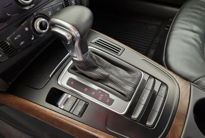 Audi A4 IV (B8) Рестайлинг с пробегом 2014 года, цена 1 240 000 рублей, 202634 км, седан, Автокод Объявления