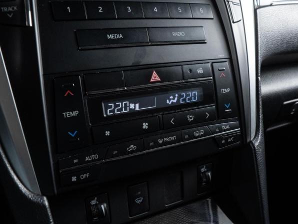 Toyota Camry VII (XV50) Рестайлинг с пробегом 2017 года, цена 1 879 000 рублей, 127149 км, седан, Автокод Объявления