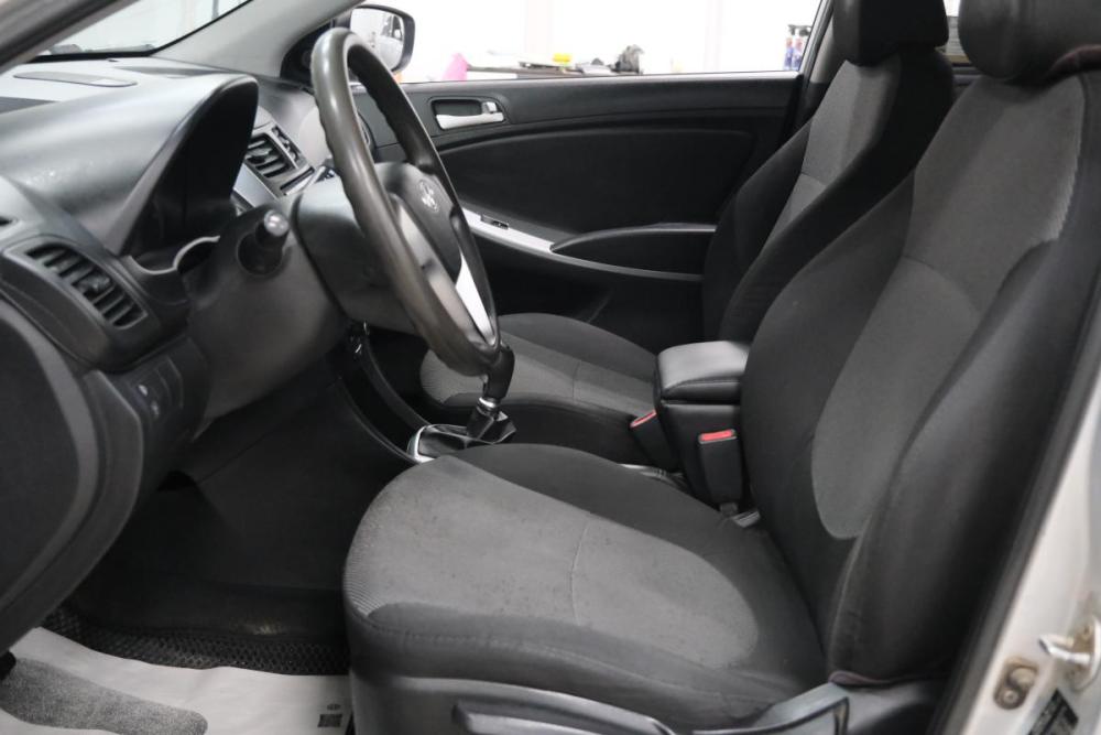 Hyundai Solaris I Омск  - изображение 8