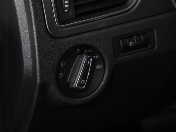 Skoda Rapid I Рестайлинг с пробегом 2018 года, цена 1 399 000 рублей, 138212 км, лифтбек, Автокод Объявления