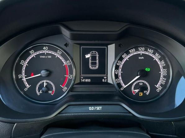 Skoda Octavia III (A7) Рестайлинг с пробегом 2018 года, цена 1 670 000 рублей, 141893 км, лифтбек, Автокод Объявления
