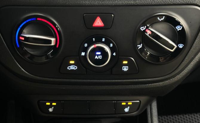 Hyundai Solaris II Рестайлинг с пробегом 2021 года, цена 1 540 000 рублей, 77043 км, седан, Автокод Объявления