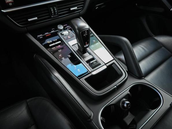 Porsche Cayenne III с пробегом 2020 года, цена 6 299 000 рублей, 120522 км, внедорожник, Автокод Объявления