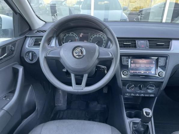 Skoda Rapid I Рестайлинг с пробегом 2019 года, цена 1 340 000 рублей, 186000 км, лифтбек, Автокод Объявления