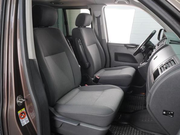 Volkswagen Caravelle T5 Рестайлинг с пробегом 2014 года, цена 2 099 000 рублей, 256104 км, минивэн, Автокод Объявления