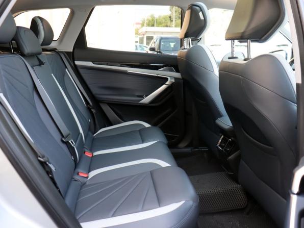 Geely Atlas II с пробегом 2024 года, цена 2 800 000 рублей, 45184 км, внедорожник, Автокод Объявления