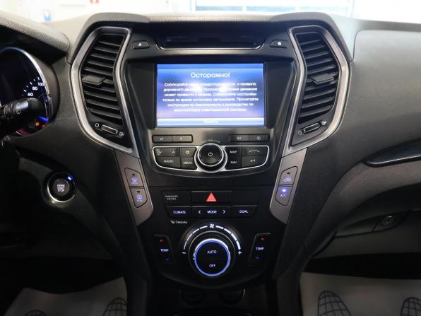 Hyundai Santa Fe III с пробегом 2013 года, цена 1 585 000 рублей, 229075 км, внедорожник, Автокод Объявления