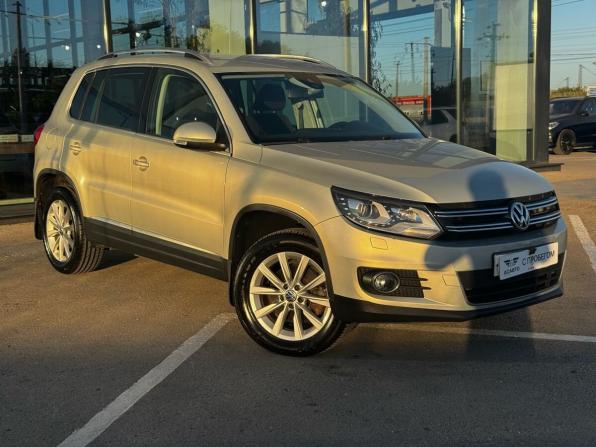 Volkswagen Tiguan I Рестайлинг с пробегом 2013 года, цена 1 389 000 рублей, 160000 км, внедорожник, Автокод Объявления