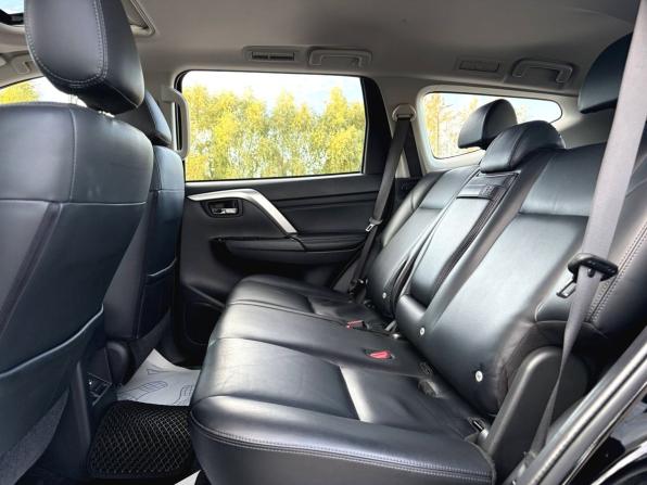 Mitsubishi Montero Sport III Рестайлинг с пробегом 2023 года, цена 4 100 000 рублей, 37955 км, внедорожник, Автокод Объявления