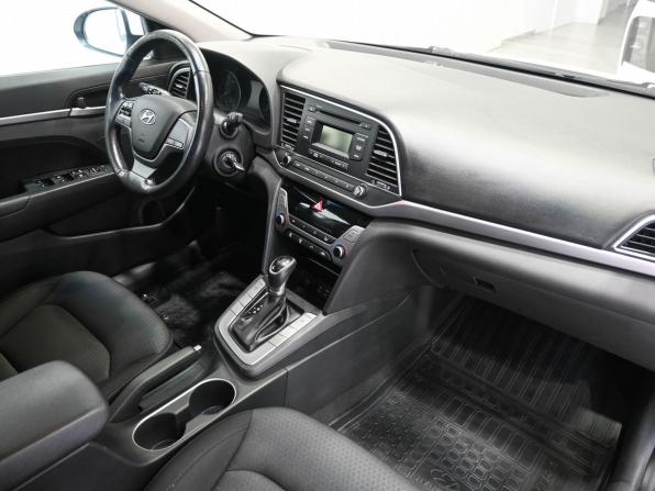 Hyundai Elantra VI (AD) с пробегом 2018 года, цена 1 399 900 рублей, 108000 км, седан, Автокод Объявления