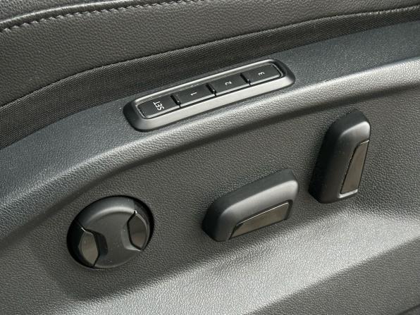 Volkswagen Tiguan II с пробегом 2019 года, цена 2 190 000 рублей, 212048 км, внедорожник, Автокод Объявления
